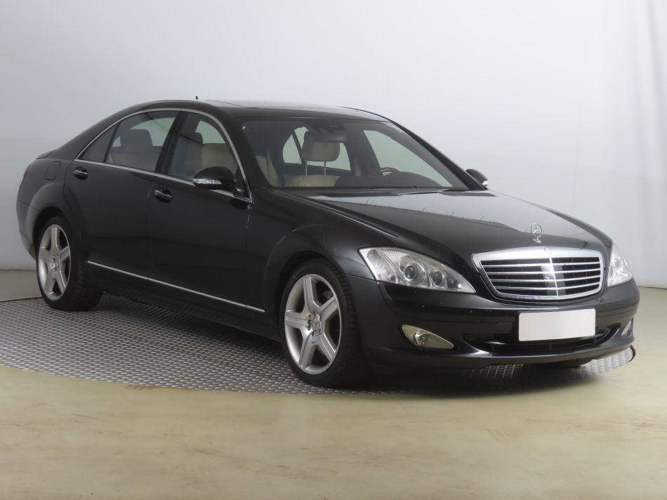 Mercedes-Benz S - 2005