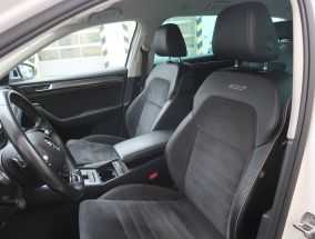 Škoda Superb - 2021