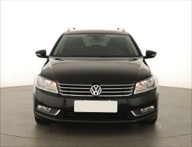 Volkswagen Passat - 2012