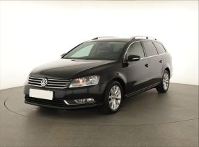 Volkswagen Passat - 2012