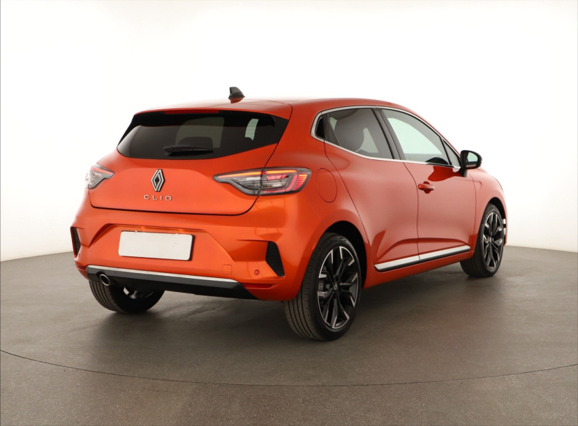 Renault Clio, 2024