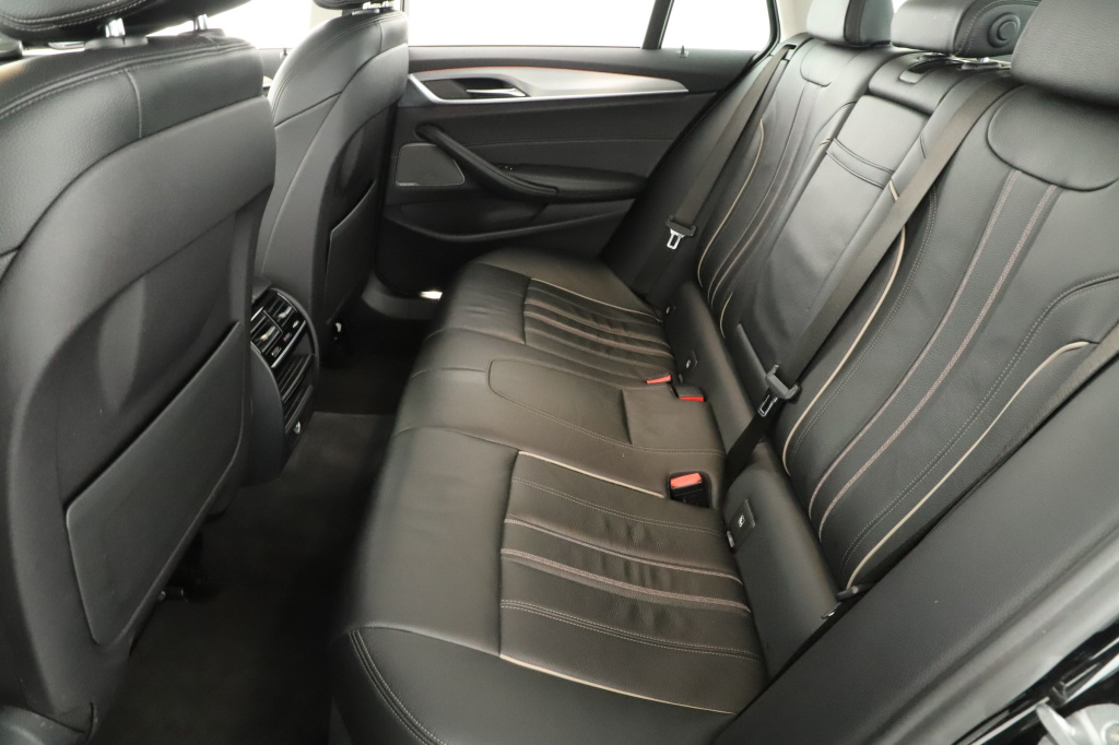 BMW 5