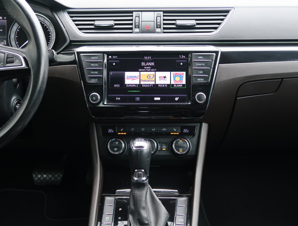 Škoda Superb