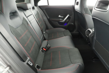 Mercedes - Benz CLA - 2025