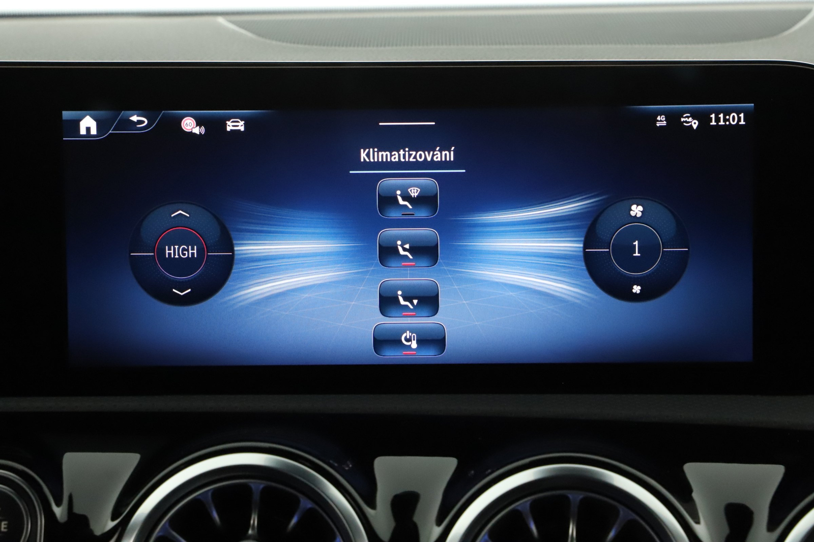 Mercedes-Benz CLA - 2025