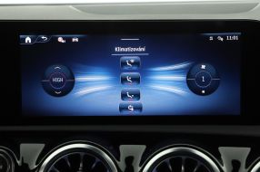 Mercedes-Benz CLA - 2025