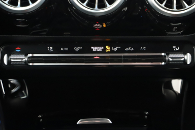 Mercedes-Benz CLA - 2025