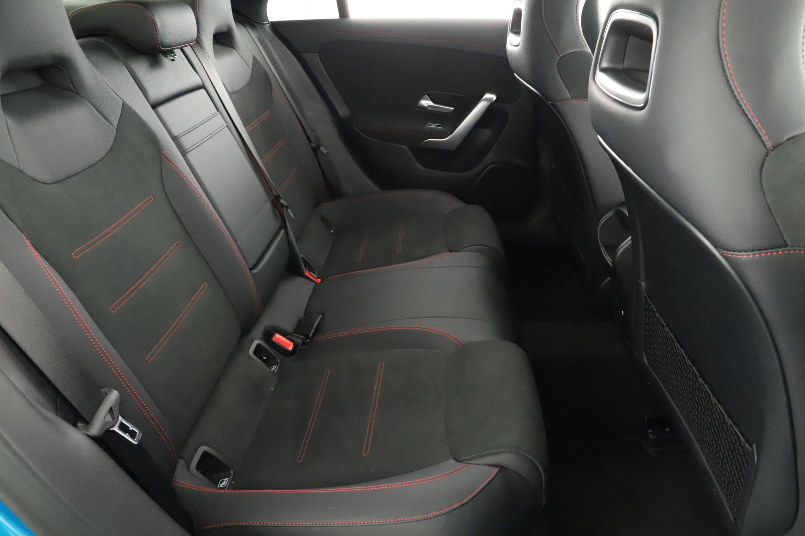 Mercedes - Benz CLA - 2025