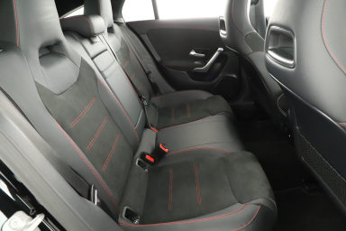 Mercedes - Benz CLA - 2025