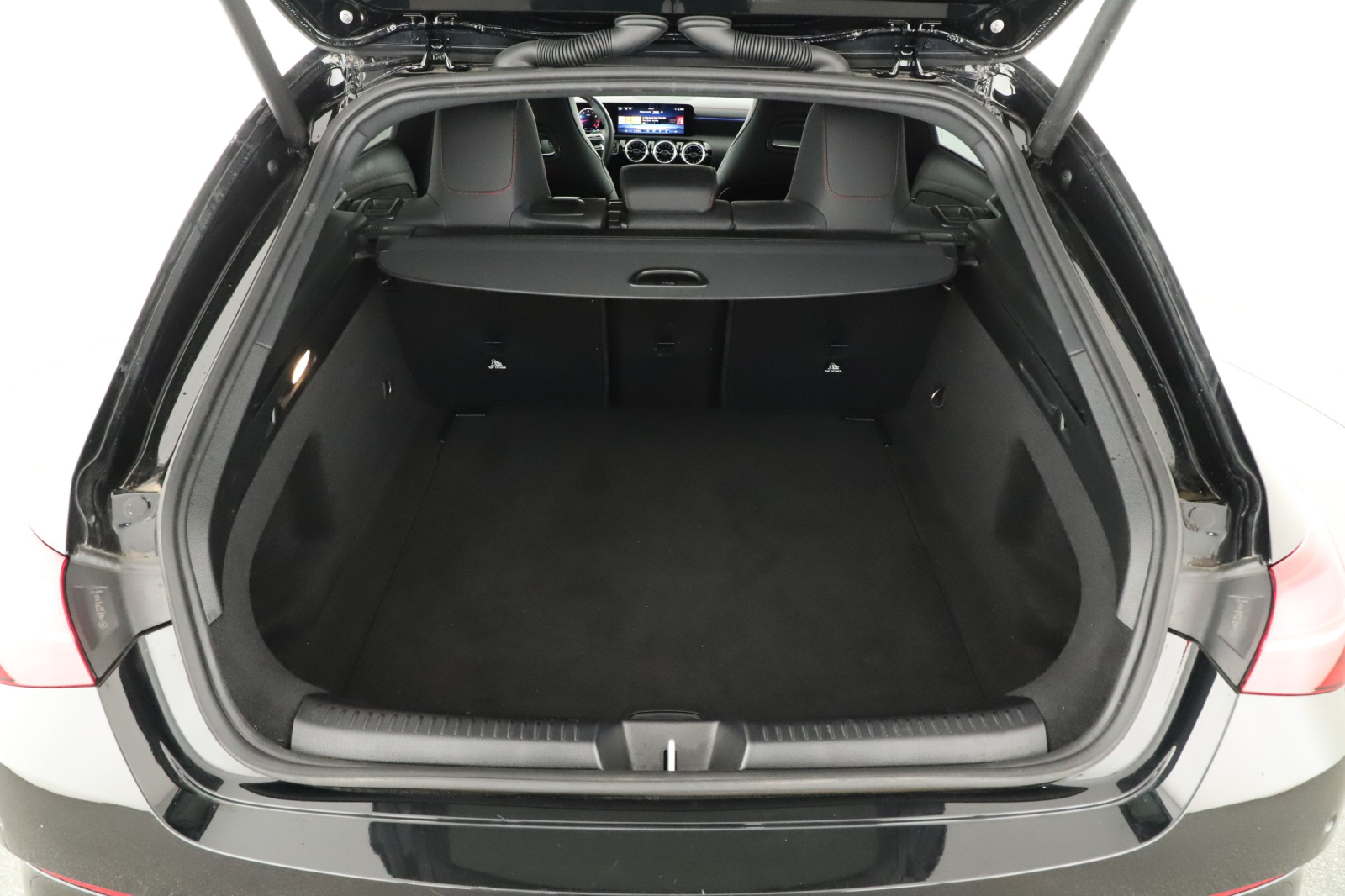 Mercedes-Benz CLA - 2025