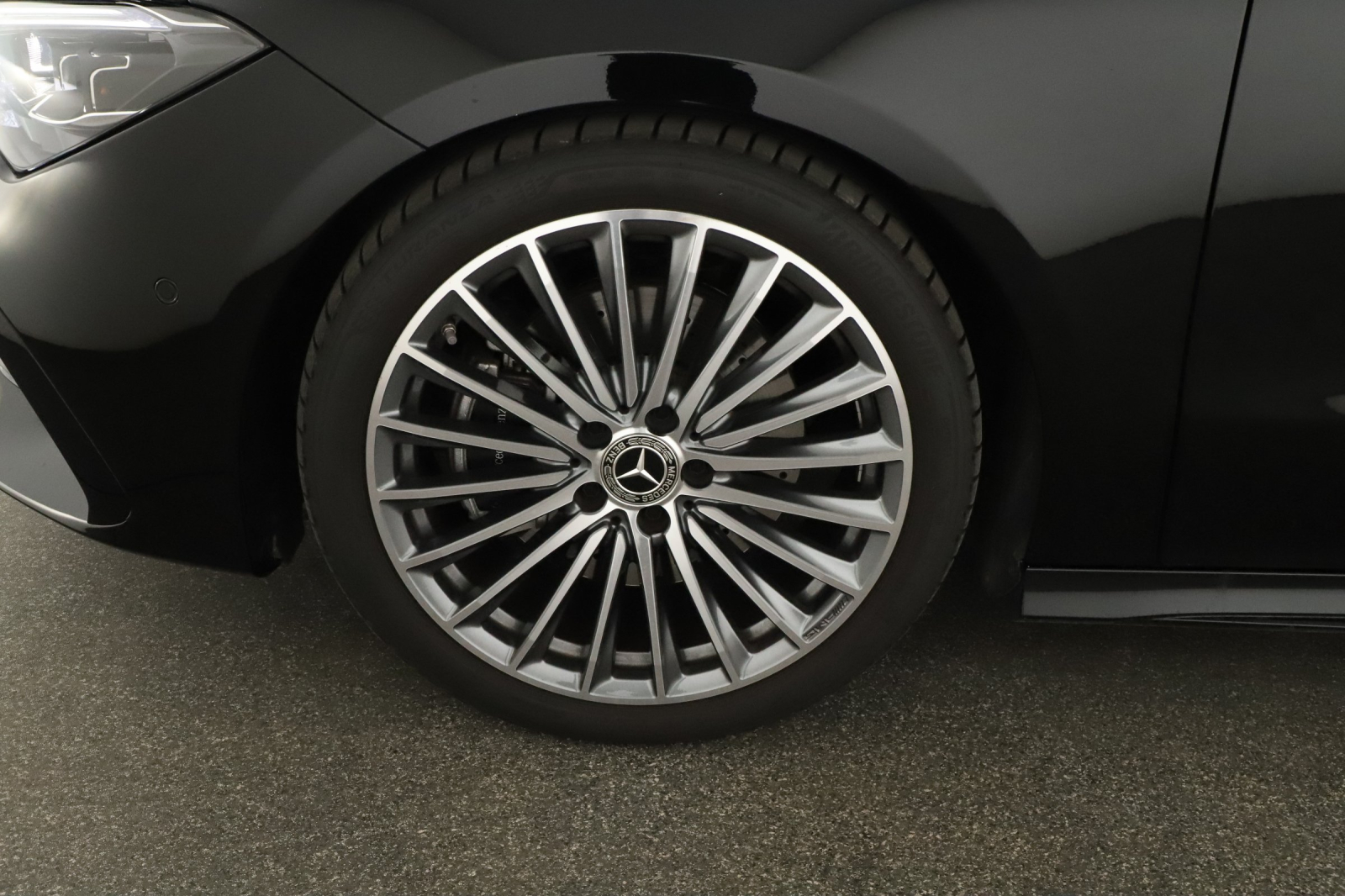 Mercedes-Benz CLA - 2025