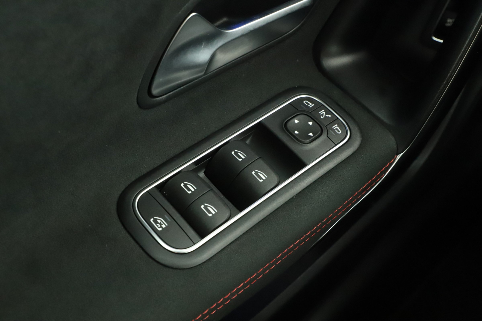 Mercedes-Benz CLA - 2025