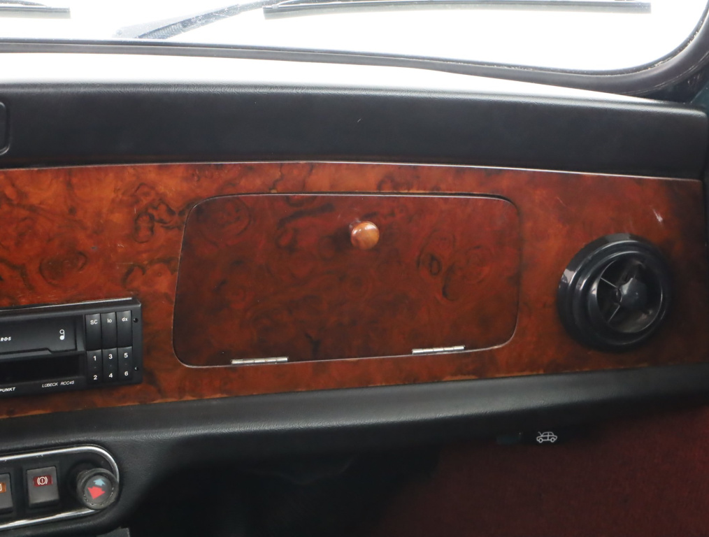 MINI 3-door