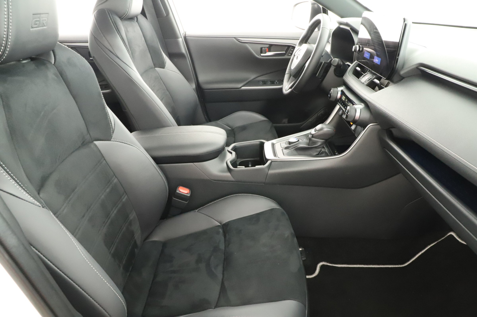Toyota RAV 4 - 2025