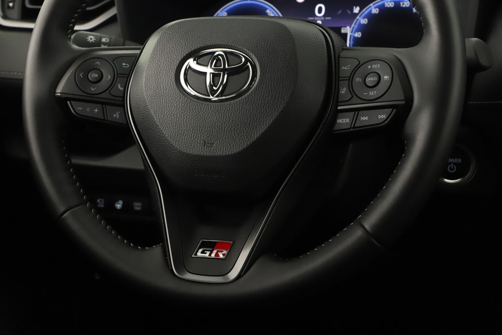 Toyota RAV 4 - 2025