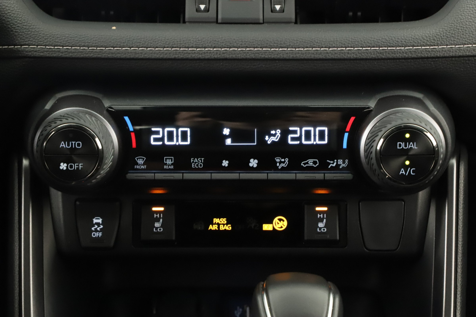 Toyota RAV 4 - 2025