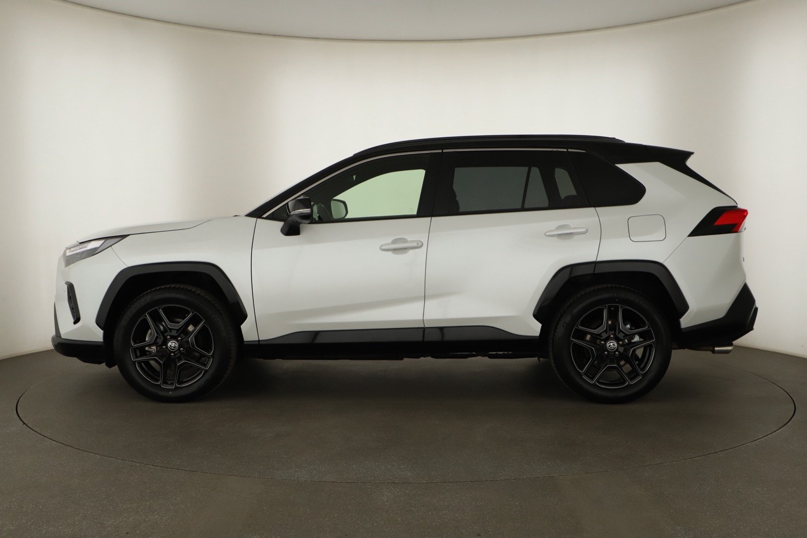 Toyota RAV 4 - 2025
