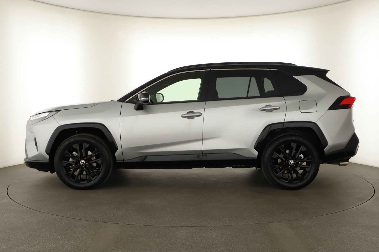 Toyota RAV 4 - 2025