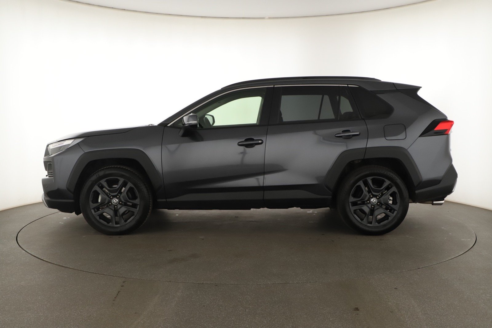 Toyota RAV 4 - 2025