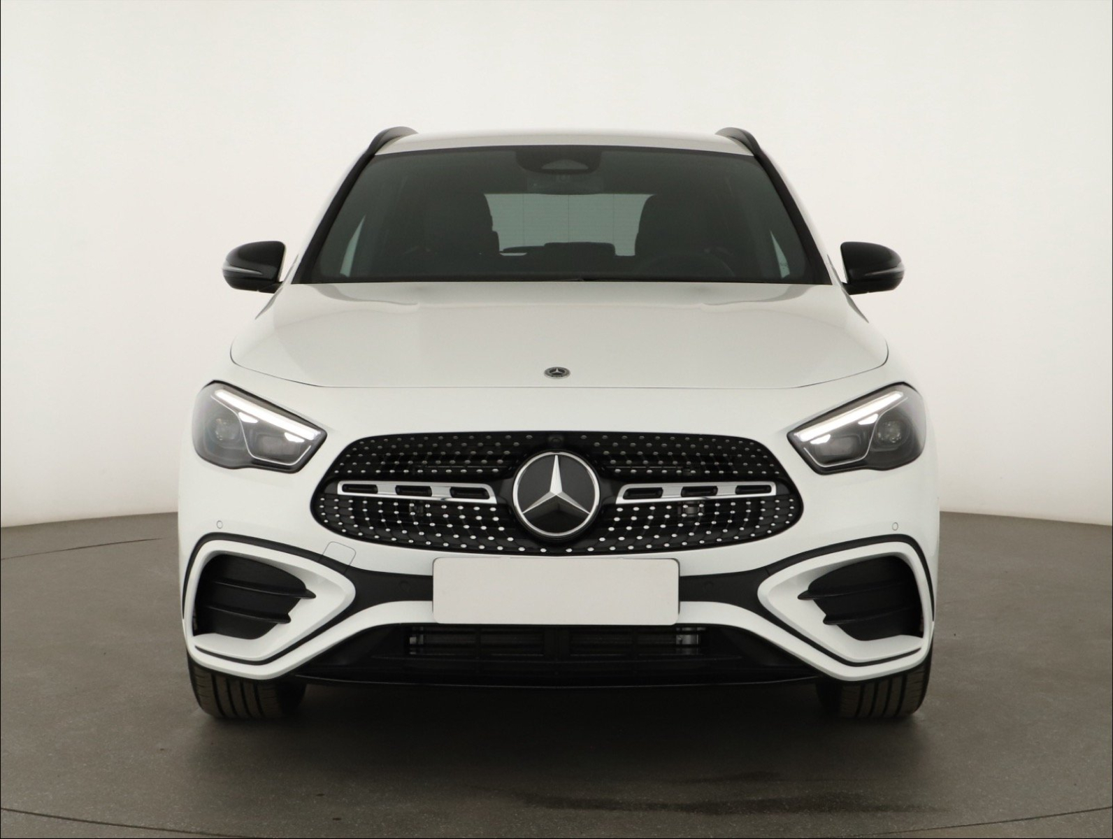 Mercedes-Benz GLA - 2025