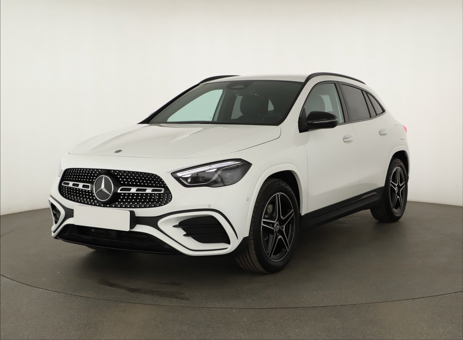 Mercedes-Benz GLA - 2025