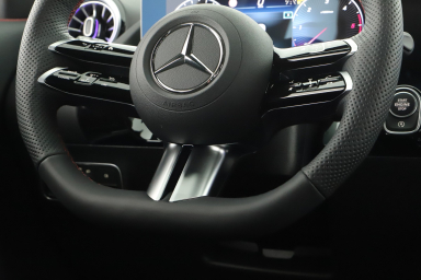 Mercedes-Benz GLA - 2025