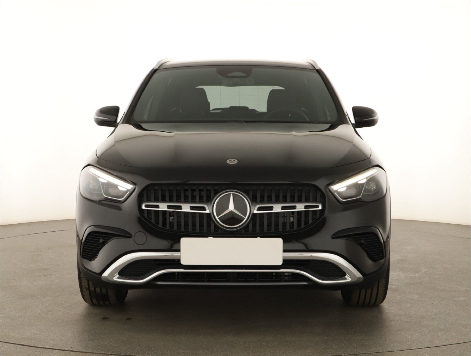 Mercedes-Benz GLA - 2025