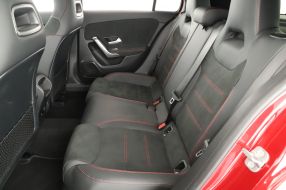 Mercedes-Benz A - 2025