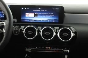 Mercedes-Benz A - 2025