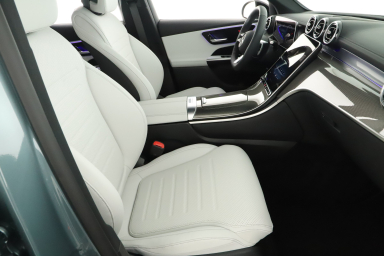 Mercedes - Benz GLC - 2025