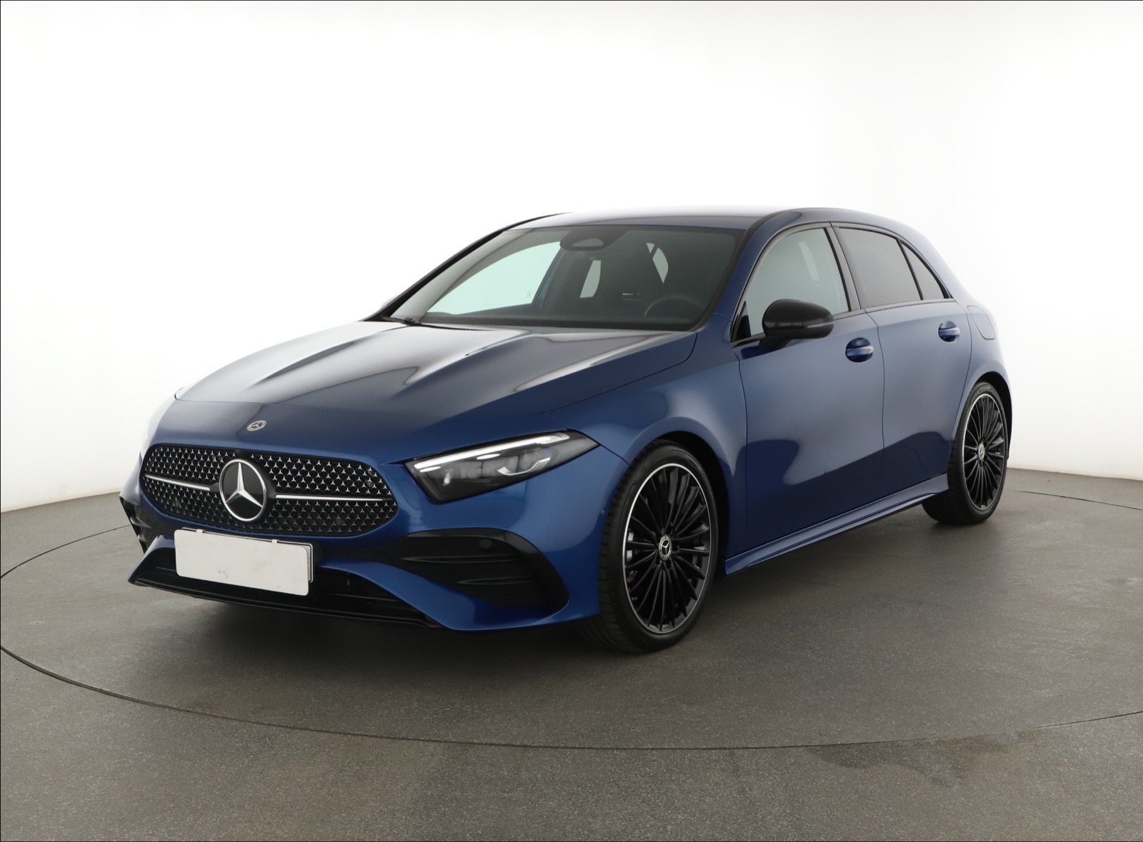 Mercedes-Benz A - 2025