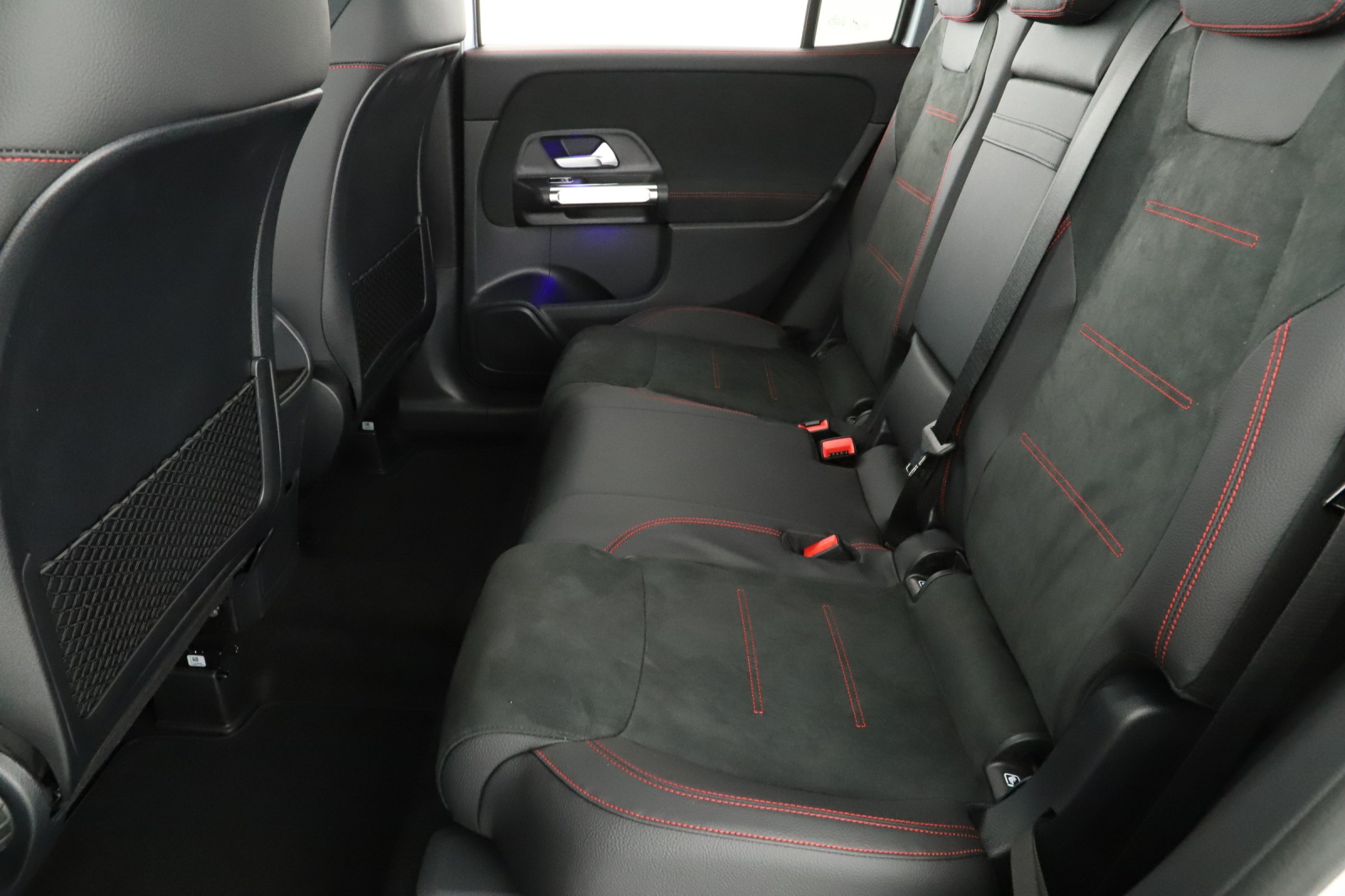 Mercedes - Benz GLB - 2025