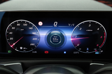 Mercedes - Benz GLB - 2025