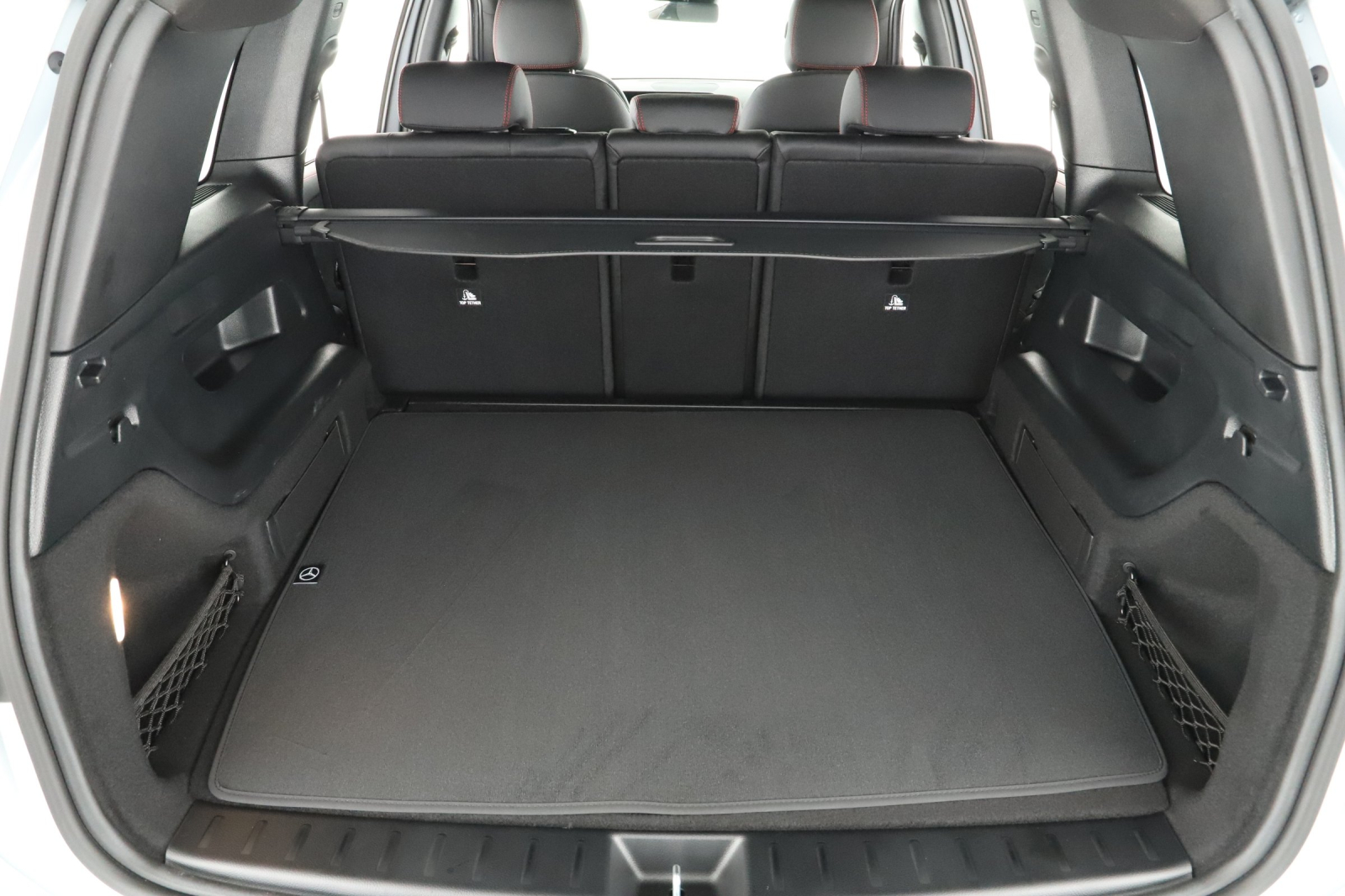 Mercedes - Benz GLB - 2025