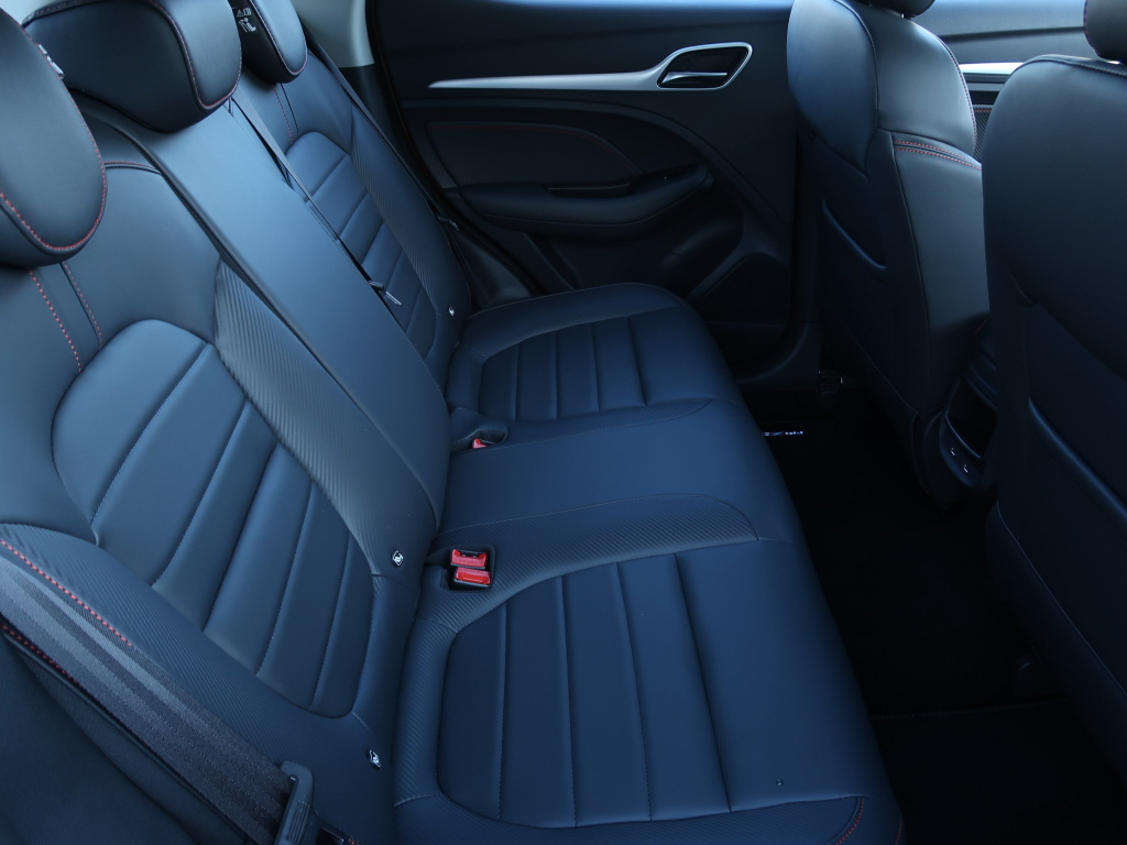 MG ZS SUV