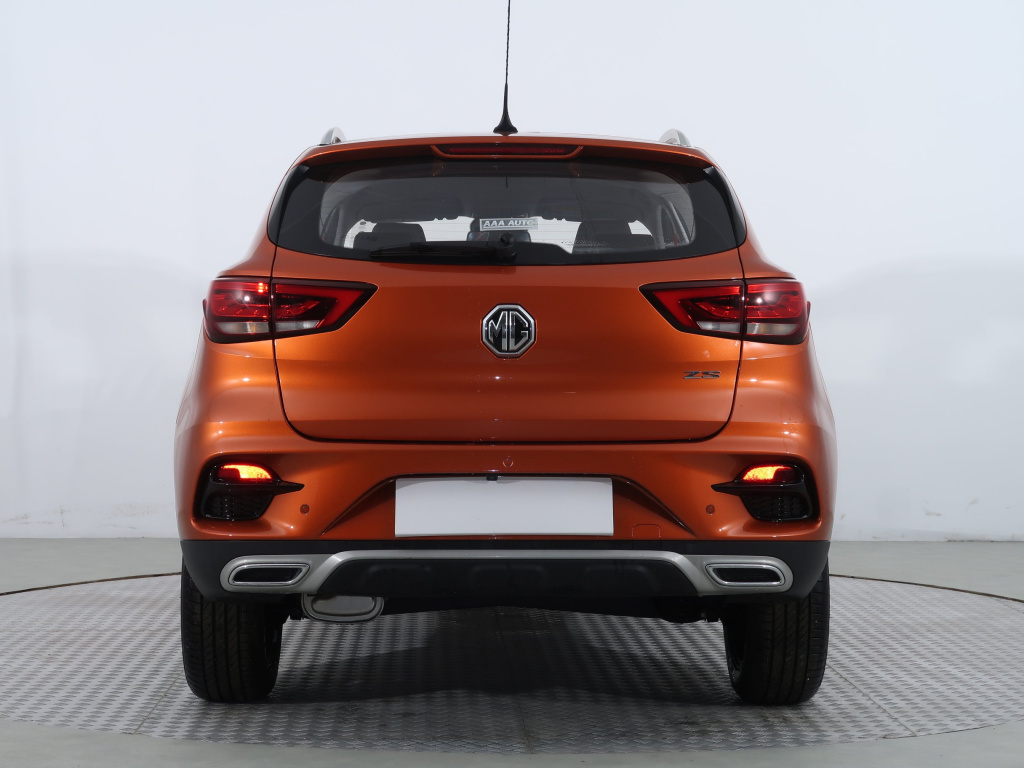 MG ZS SUV