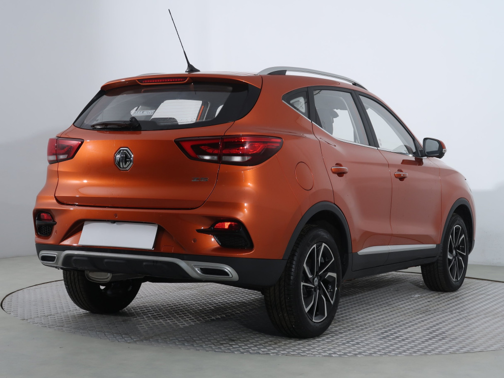 MG ZS SUV