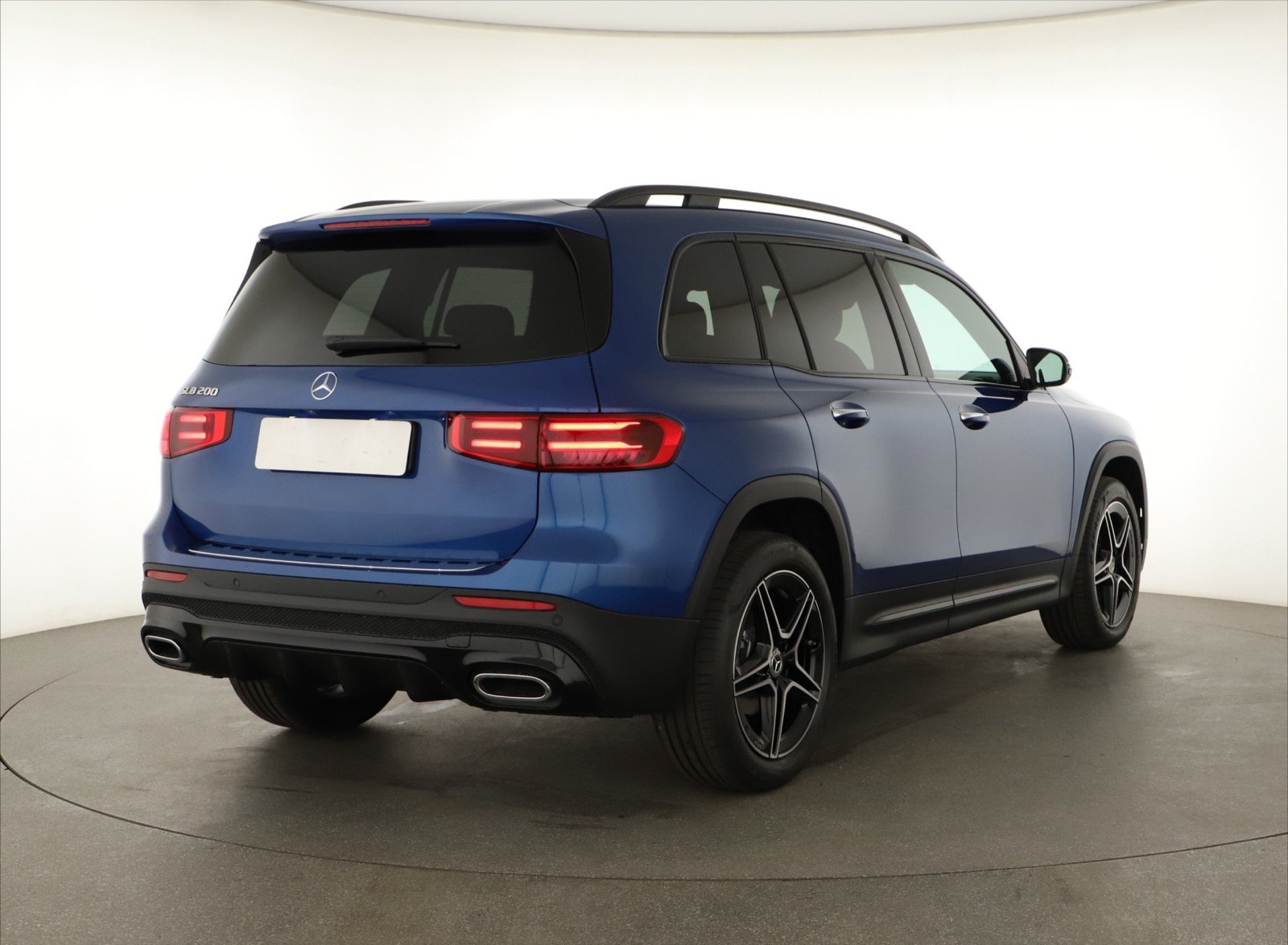 Mercedes-Benz GLB - 2025