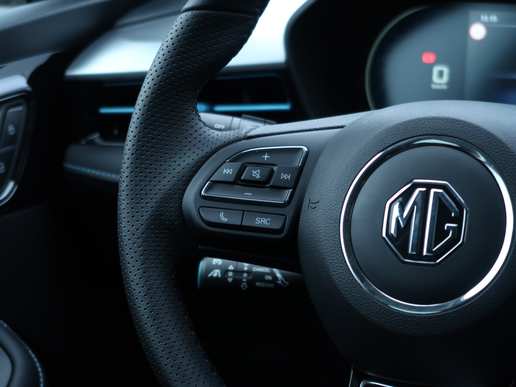 MG 5