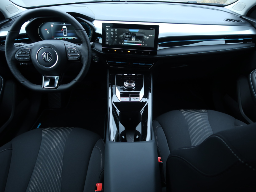 MG 5