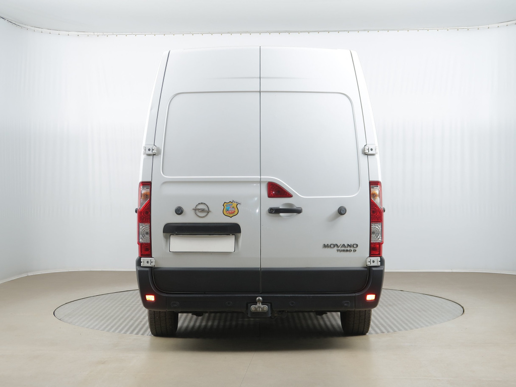 Opel Movano