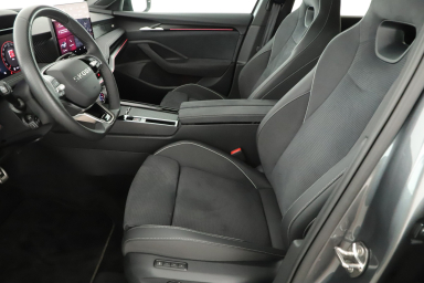 Škoda Superb - 2025