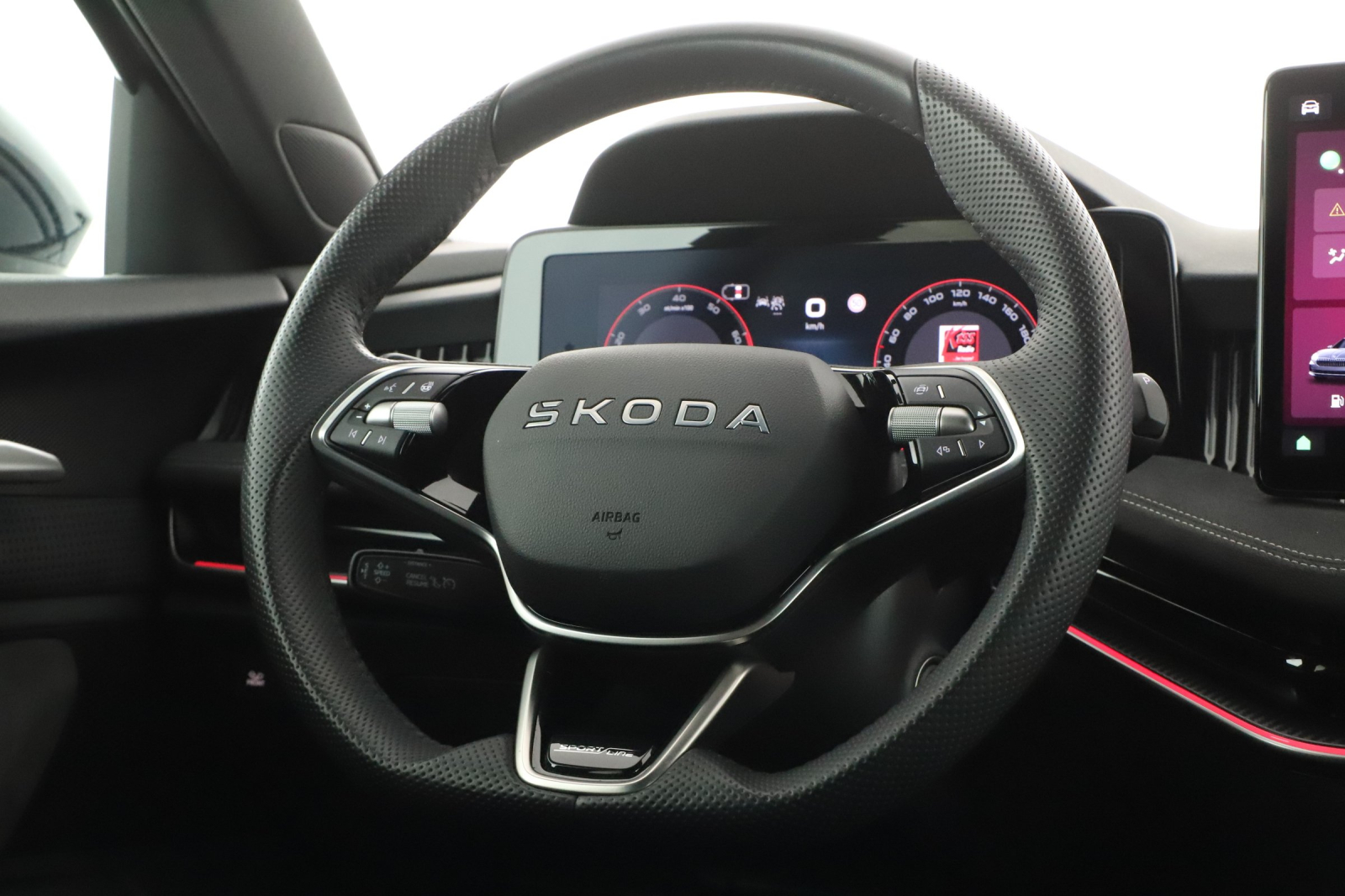 Škoda Superb - 2025