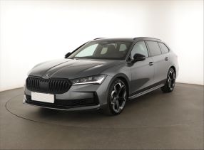 Škoda Superb - 2025