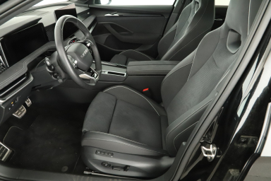 Škoda Superb - 2025