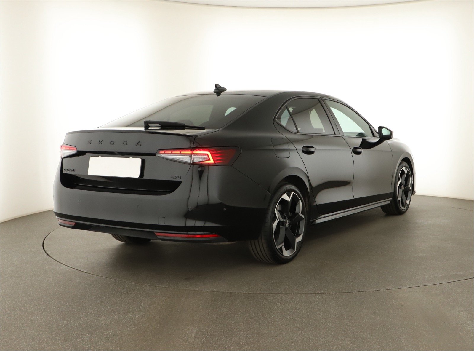 Škoda Superb - 2025