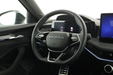 Škoda Superb - 2025