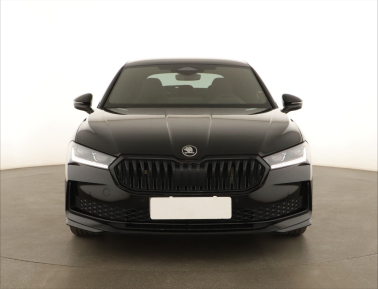 Škoda Superb - 2025