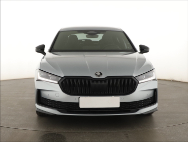 Škoda Superb - 2025