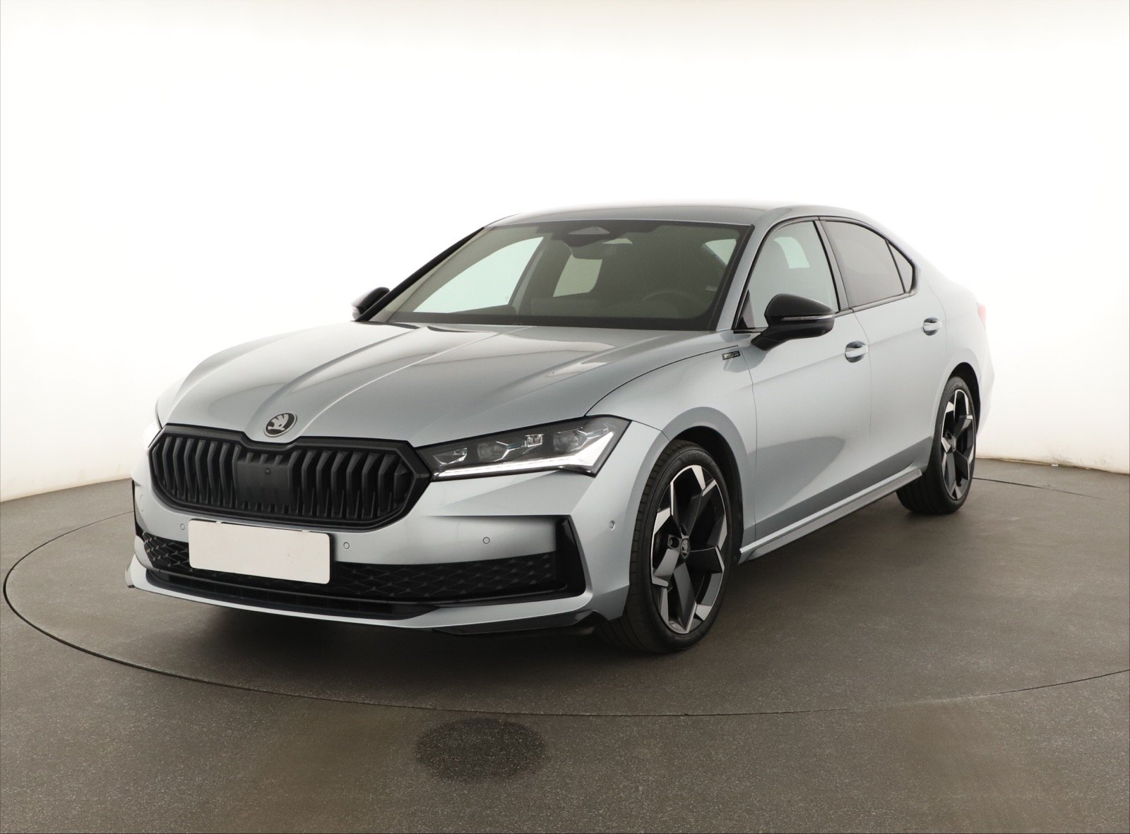 Škoda Superb - 2025